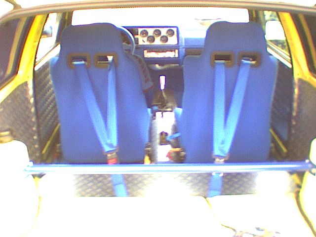 innenraum Rally Golf.jpg